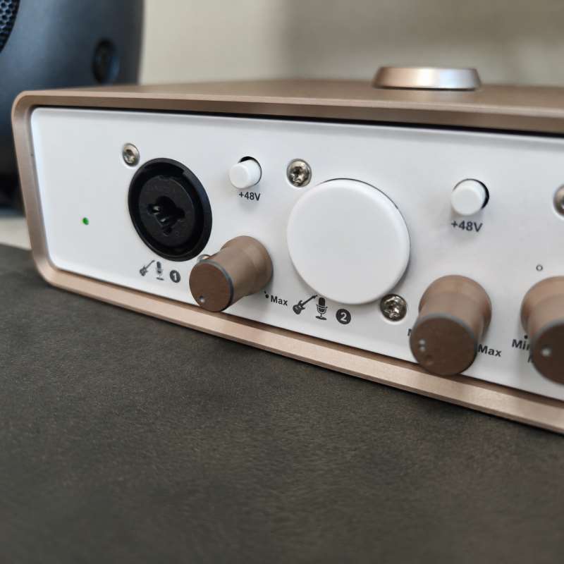 Ses Arabirimi Mikrofon Girişi  - Audio Interface incelemesi ve fiyatı